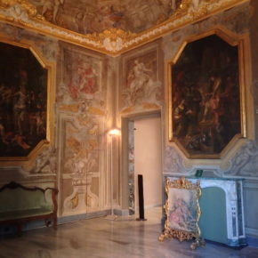 Axel Nielsen restaura chimenea del 1700  en el Museo de Palazzo Rosso (Génova)