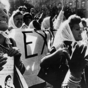 Homenaje a las Madres y Abuelas de Plaza de Mayo